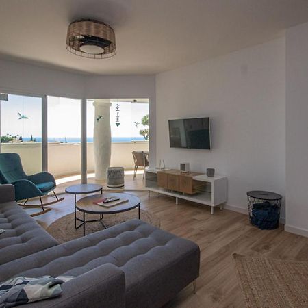 Wonderful 2 Bed Apartment With Stunning Sea Views Ситио-де-Калаонда Экстерьер фото