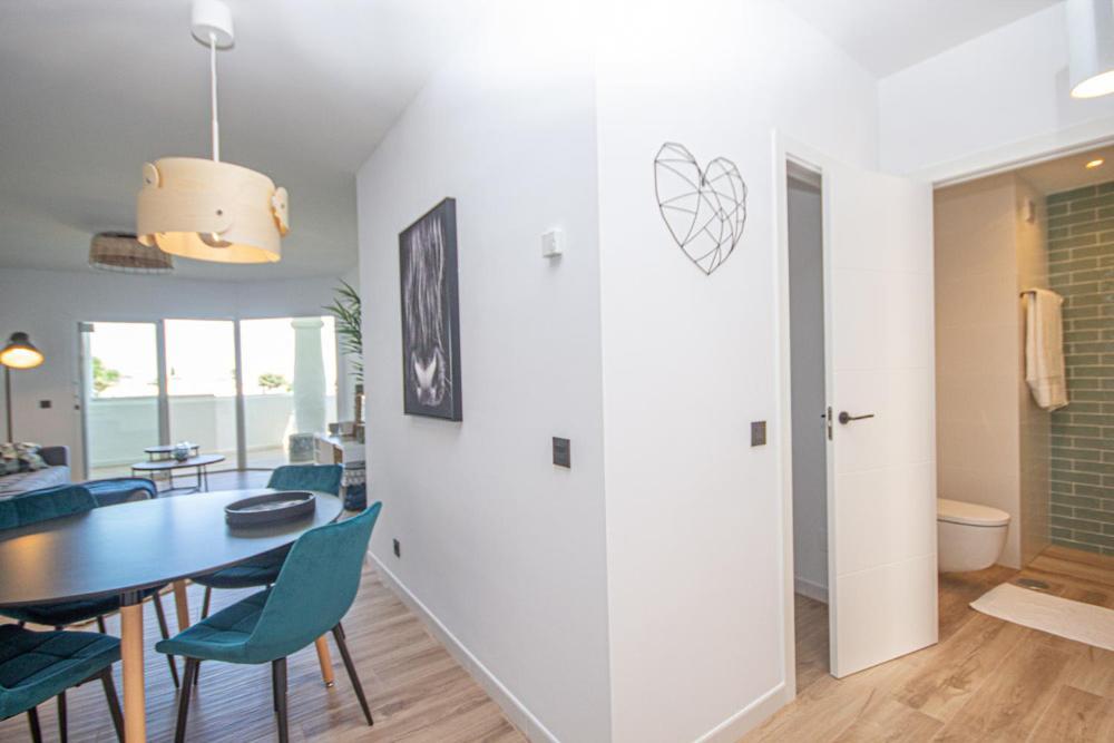 Wonderful 2 Bed Apartment With Stunning Sea Views Ситио-де-Калаонда Экстерьер фото