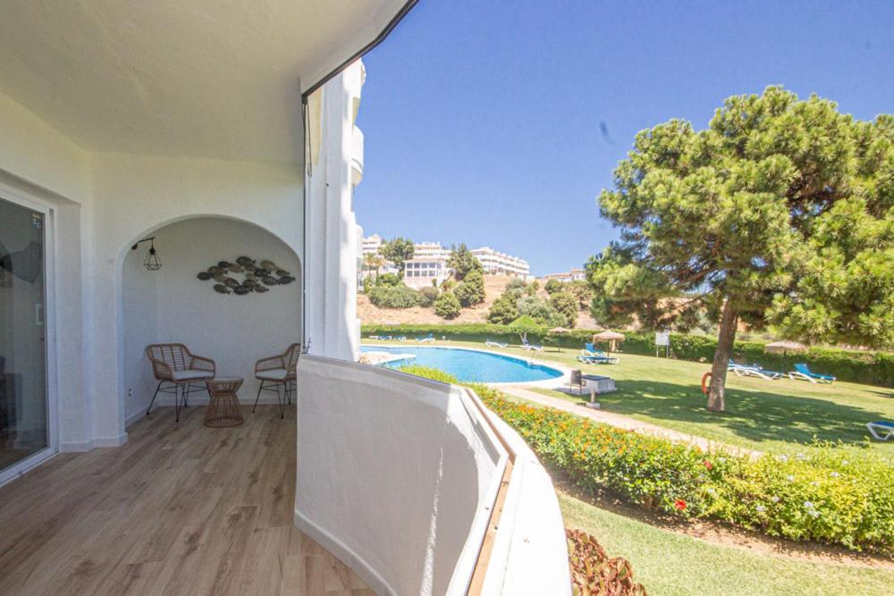 Wonderful 2 Bed Apartment With Stunning Sea Views Ситио-де-Калаонда Экстерьер фото